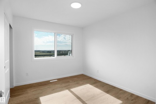 #48 1009 Cy Becker Rd Nw, Edmonton, AB - Indoor Photo Showing Other Room