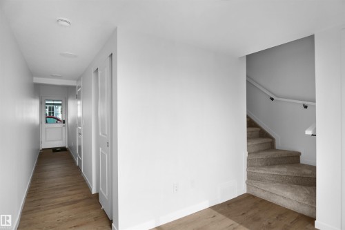 #48 1009 Cy Becker Rd Nw, Edmonton, AB - Indoor Photo Showing Other Room