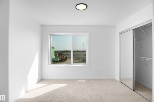 532 Uplands Drive Nw, Edmonton, AB - Indoor Photo Showing Other Room