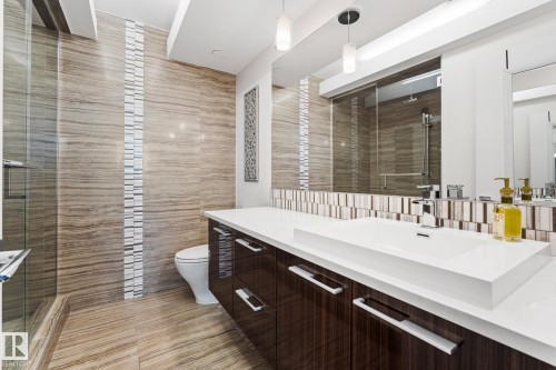 #1201 11969 Jasper Av Nw, Edmonton, AB - Indoor Photo Showing Bathroom