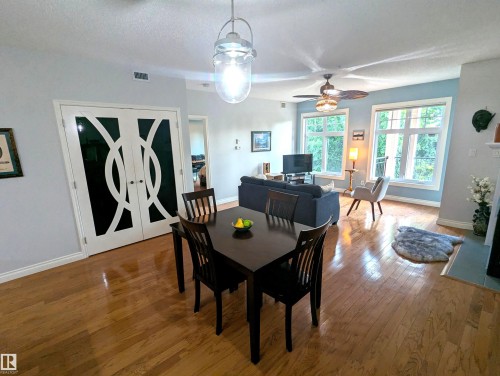 #302 9811 96A St Nw, Edmonton, AB - Indoor Photo Showing Dining Room