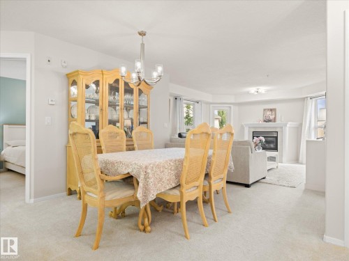 #223 9008 99 Av Nw, Edmonton, AB - Indoor Photo Showing Dining Room