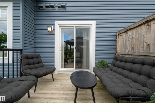 3837 Robins Crescent Nw, Edmonton, AB - Outdoor With Exterior