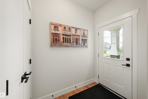 3837 Robins Crescent Nw, Edmonton, AB - Indoor Photo Showing Other Room