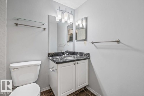 #202 8503 108 St Nw, Edmonton, AB - Indoor Photo Showing Bathroom