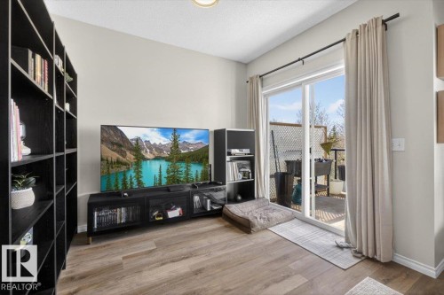 #76 3010 33 Av Nw, Edmonton, AB - Indoor Photo Showing Bedroom