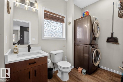 #76 3010 33 Av Nw, Edmonton, AB - Indoor