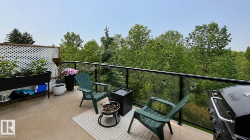 #76 3010 33 Av Nw, Edmonton, AB - Outdoor With Exterior