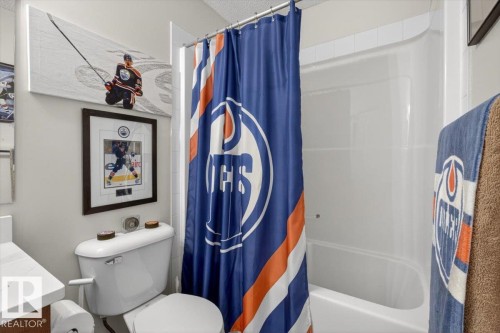 #76 3010 33 Av Nw, Edmonton, AB - Indoor Photo Showing Bathroom