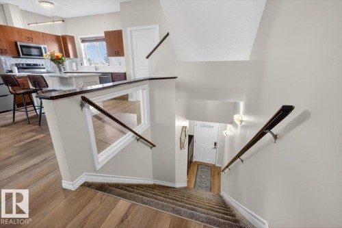 #76 3010 33 Av Nw, Edmonton, AB - Indoor