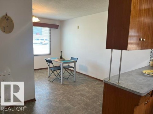 Dining area - 5213 50 Avenue, Vegreville, AB - Indoor