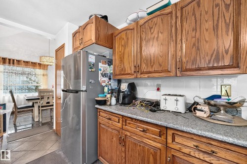 6 Atkinson Place, St. Albert, AB - Indoor Photo Showing Kitchen