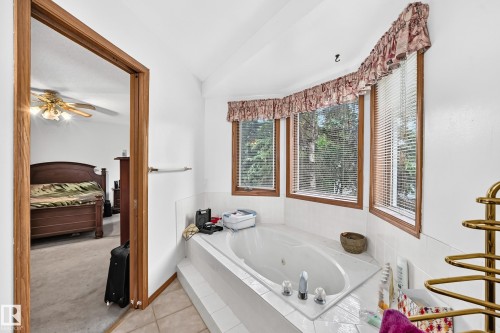 6 Atkinson Place, St. Albert, AB - Indoor Photo Showing Bathroom