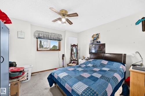 6 Atkinson Place, St. Albert, AB - Indoor Photo Showing Bedroom