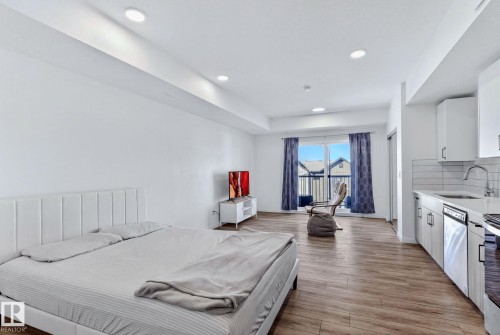 #301 864 Secord Bv Nw, Edmonton, AB - Indoor