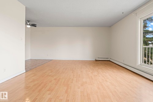 #204 2545 116 St Nw, Edmonton, AB - Indoor Photo Showing Other Room