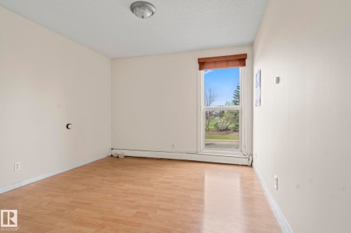 #204 2545 116 St Nw, Edmonton, AB - Indoor Photo Showing Other Room