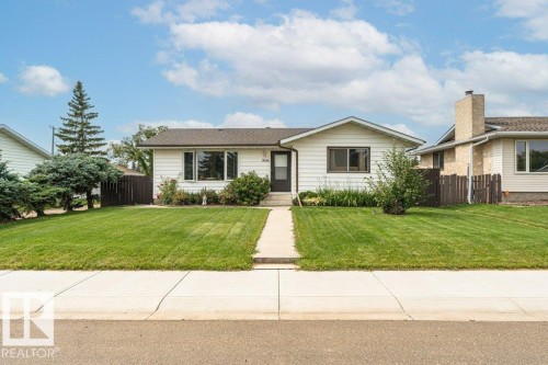 5036 47 Street   Lamont, AB T0B 2R0