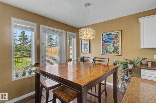 1754 Turvey Bend Bend Nw, Edmonton, AB - Indoor Photo Showing Dining Room