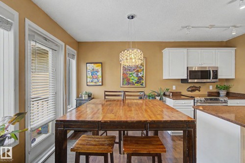 1754 Turvey Bend Bend Nw, Edmonton, AB - Indoor Photo Showing Other Room