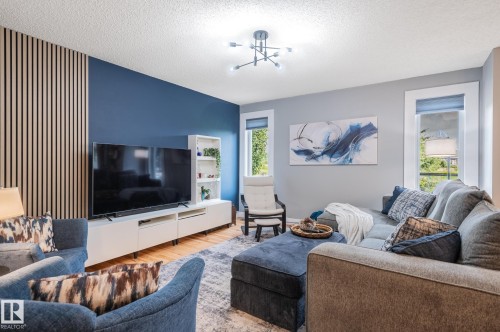 47 Landon Crescent, Spruce Grove, AB - Indoor Photo Showing Living Room