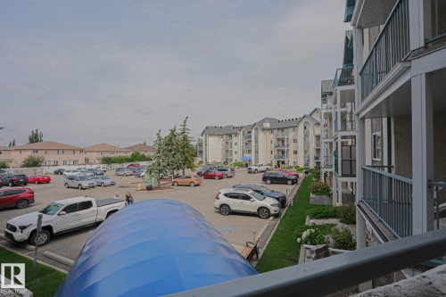#208 6710 158 Av Nw, Edmonton, AB - Outdoor