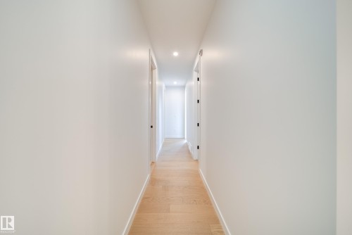 6003 111 Avenue Nw, Edmonton, AB - Indoor Photo Showing Other Room