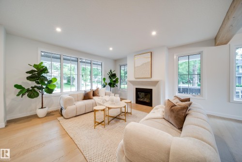 6003 111 Avenue Nw, Edmonton, AB - Indoor Photo Showing Living Room With Fireplace