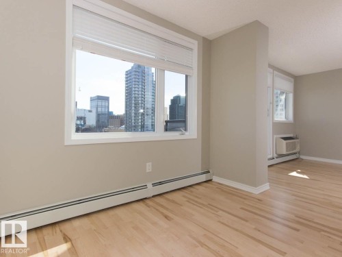 #1806 10303 105 St Nw, Edmonton, AB - Indoor Photo Showing Other Room