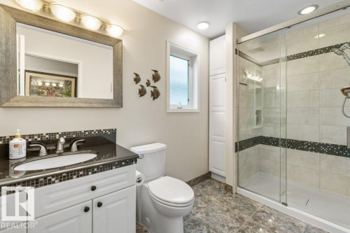 2 Enderby Crescent, St. Albert, AB - Indoor Photo Showing Bathroom
