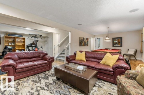 2 Enderby Crescent, St. Albert, AB - Indoor Photo Showing Living Room