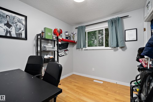 11439 39 Avenue Nw, Edmonton, AB - Indoor Photo Showing Office