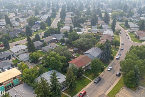 11439 39 Avenue Nw, Edmonton, AB - Outdoor With View