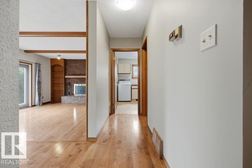 4140 147 Street Nw, Edmonton, AB - Indoor Photo Showing Other Room