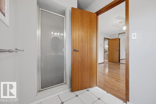 4140 147 Street Nw, Edmonton, AB - Indoor