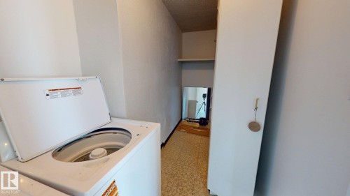 #804 10135 116 St Nw, Edmonton, AB - Indoor Photo Showing Laundry Room