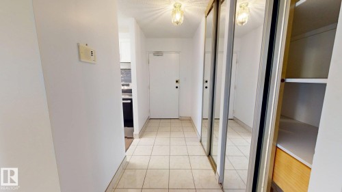 #804 10135 116 St Nw, Edmonton, AB - Indoor Photo Showing Other Room
