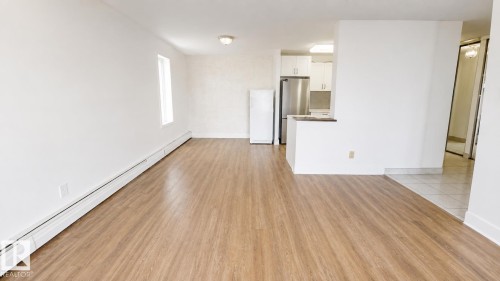 #804 10135 116 St Nw, Edmonton, AB - Indoor Photo Showing Other Room
