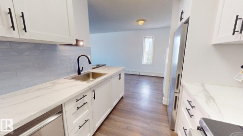 #804 10135 116 St Nw, Edmonton, AB - Indoor Photo Showing Kitchen