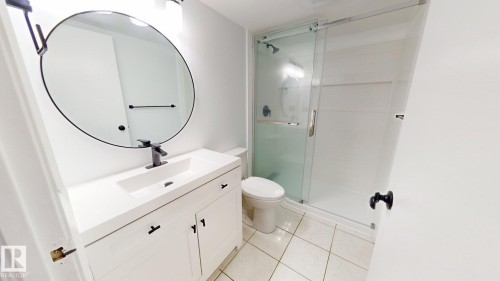#804 10135 116 St Nw, Edmonton, AB - Indoor Photo Showing Bathroom
