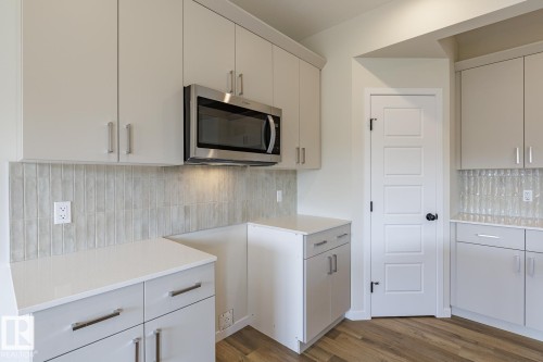 99 Silverstone Drive, Stony Plain, AB - Indoor Photo Showing Kitchen