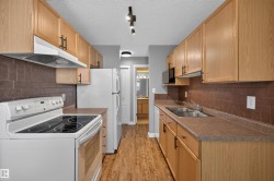 #4 4616 47 ST  Leduc, AB T9E 4P1