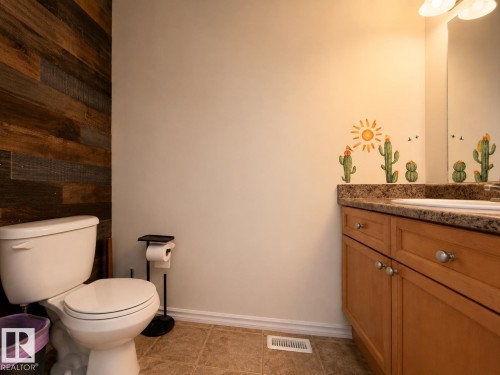 105 Keystone Crescent, Leduc, AB - Indoor Photo Showing Bathroom