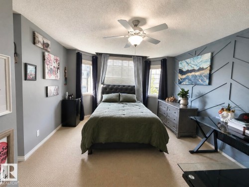 105 Keystone Crescent, Leduc, AB - Indoor Photo Showing Bedroom