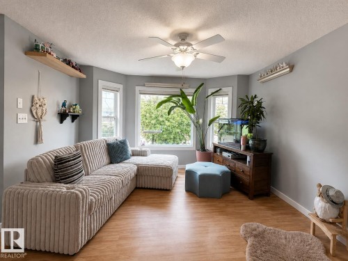 105 Keystone Crescent, Leduc, AB - Indoor Photo Showing Living Room