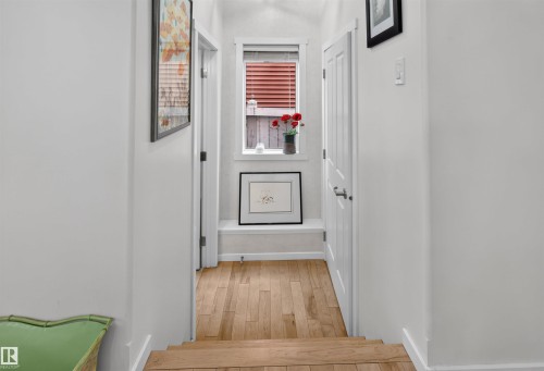 4065 Morrison Way Nw, Edmonton, AB - Indoor Photo Showing Other Room