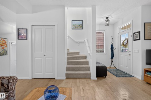 4065 Morrison Way Nw, Edmonton, AB - Indoor Photo Showing Other Room