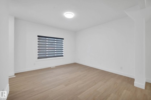 76 Penn Place, Spruce Grove, AB - Indoor Photo Showing Other Room