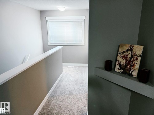 7028 174 Avenue Nw, Edmonton, AB - Indoor Photo Showing Other Room