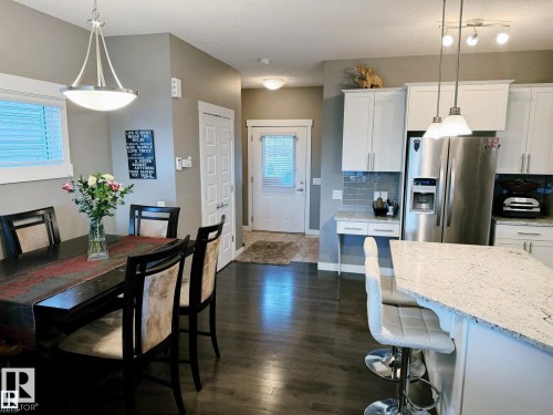 7028 174 Avenue Nw, Edmonton, AB - Indoor Photo Showing Dining Room